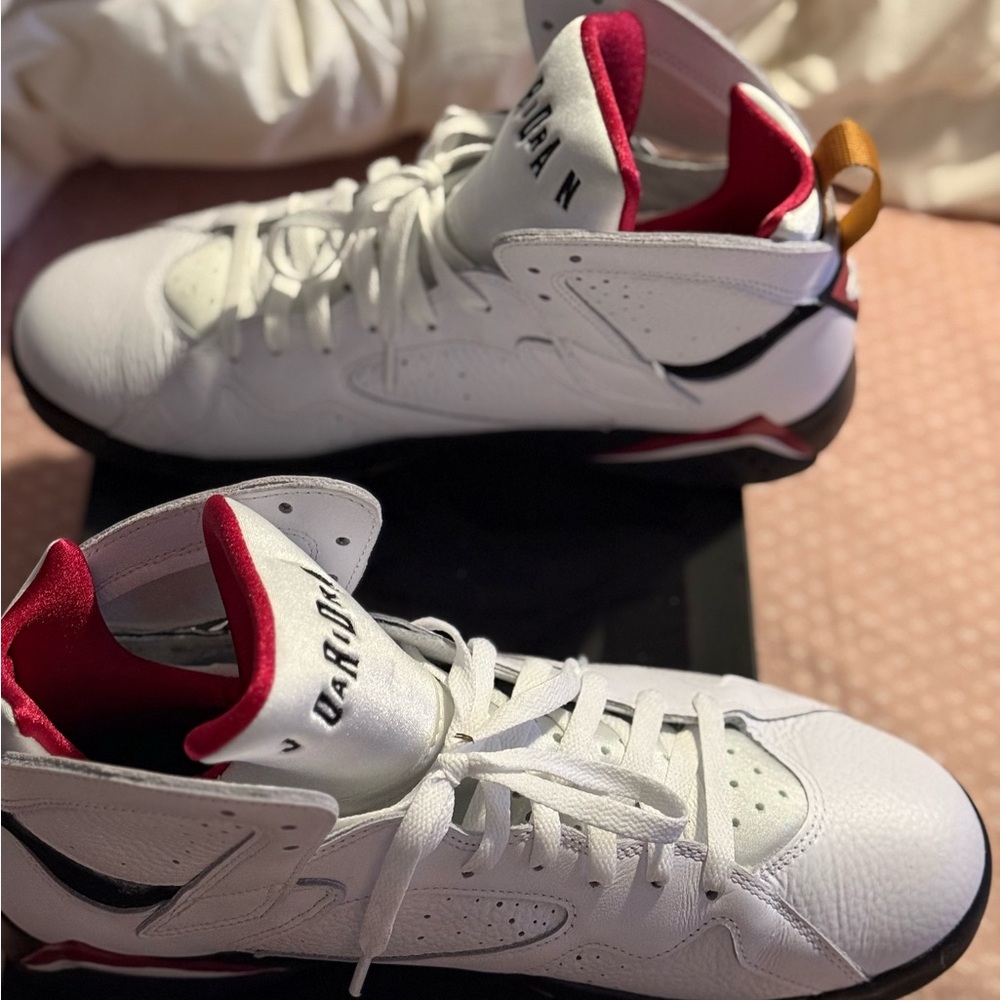 Cardinal Jordan 7s Size 12 Men’s.